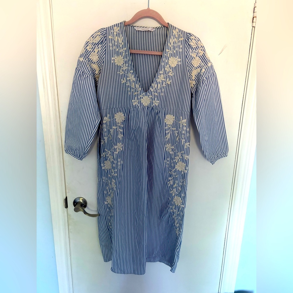 Zara embroidered midi Dress